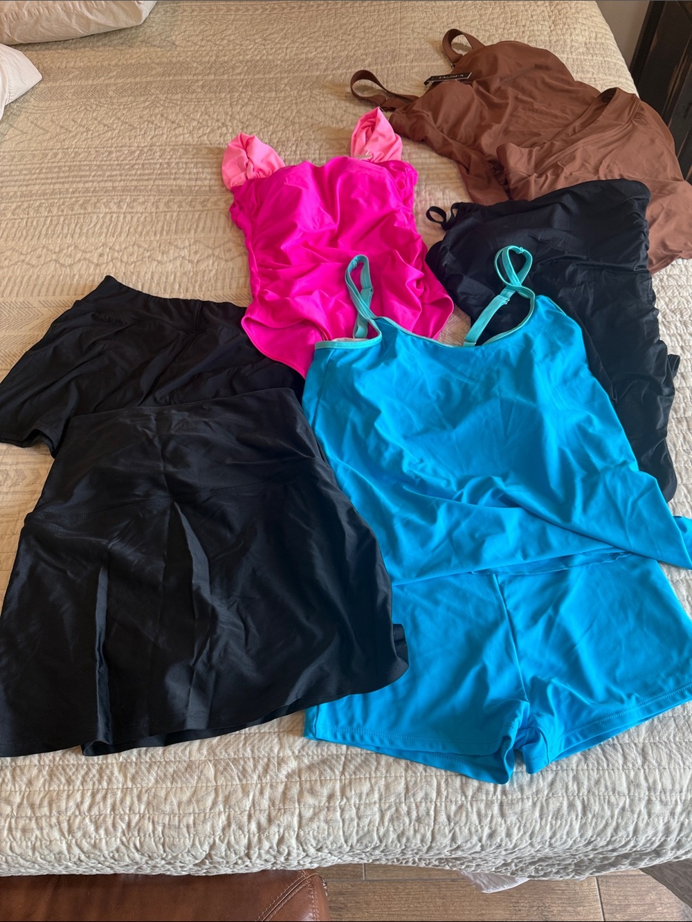 Lot of 9 pieces of swim wear